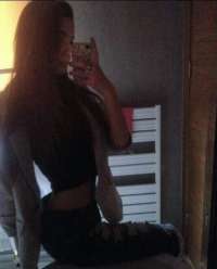 Gerçek Resimli Escort: 88 Kiloda ve 176 cm Boyunda Göz Alıcı Bir Eş