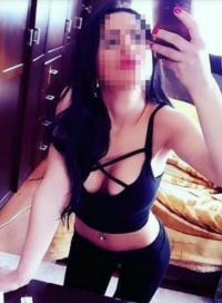 Üniversiteli Escort: Seninle Tatile Gelen Seksapel Genç Bir Partner